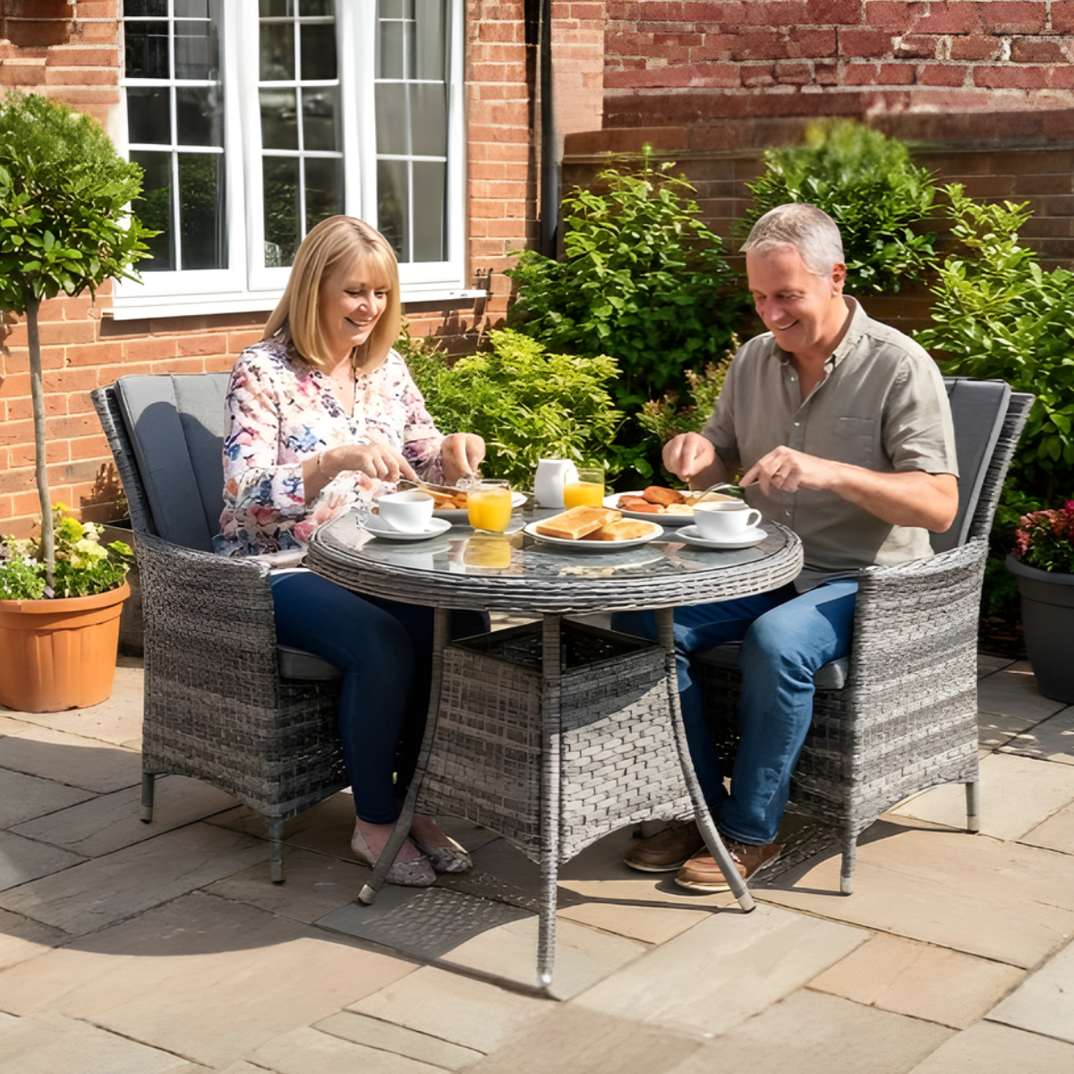 Rattan Serena Atlanta Round Bistro Set