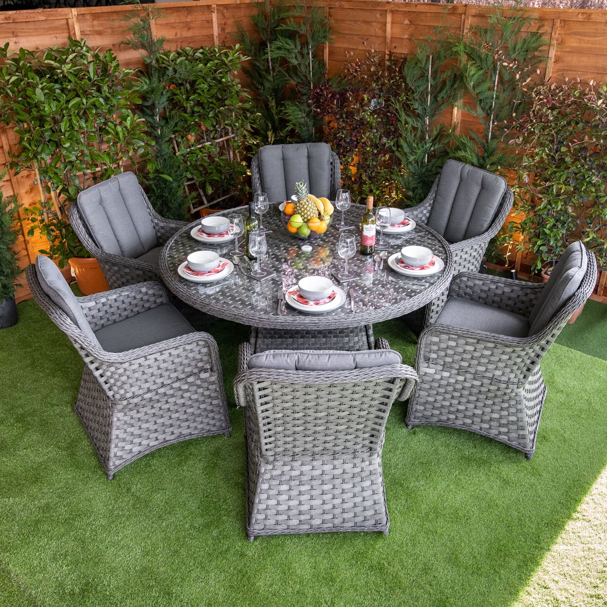 Spend More Time Outdoors: Discover the Most Weather-Resistant Garden Furniture