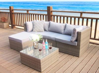 How To Hire Rattan Garden Furniture?